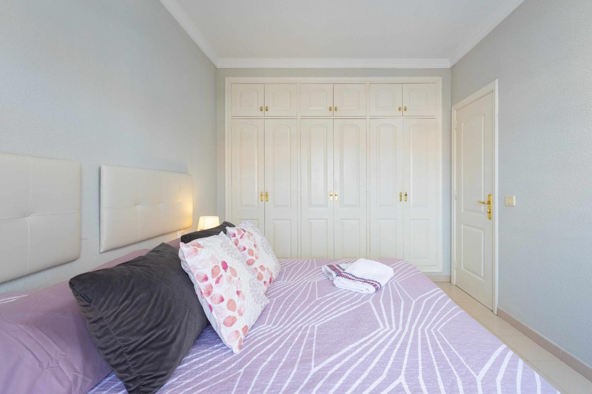 Agradable Piso Con Piscina & Playa Terraza Y Wifi Lägenhet Costa Del Silencio Exteriör bild