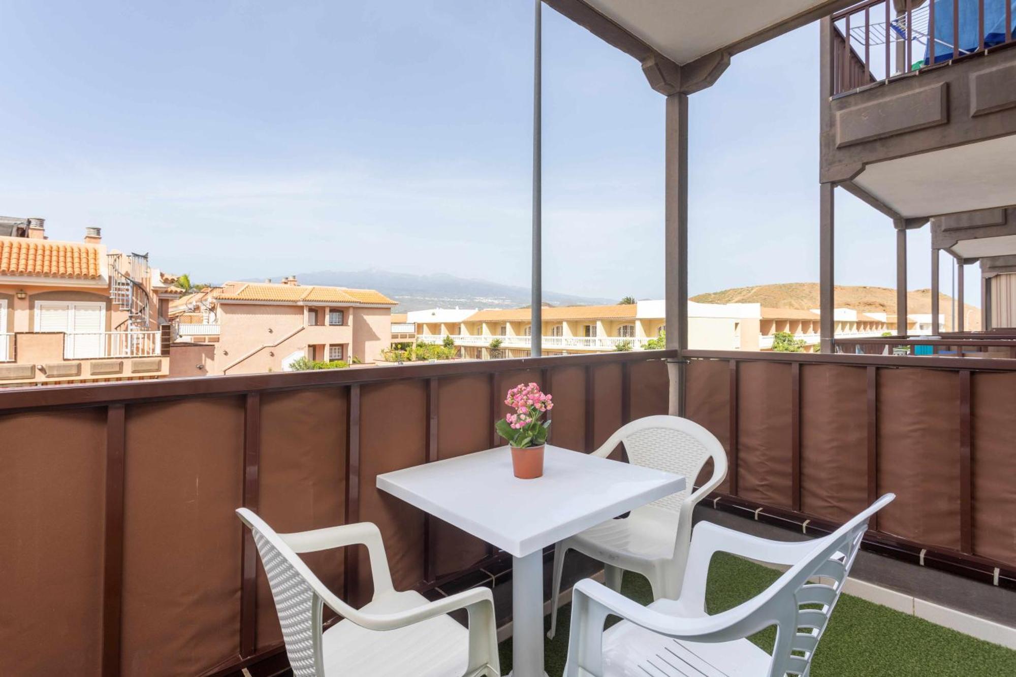 Agradable Piso Con Piscina & Playa Terraza Y Wifi Lägenhet Costa Del Silencio Exteriör bild