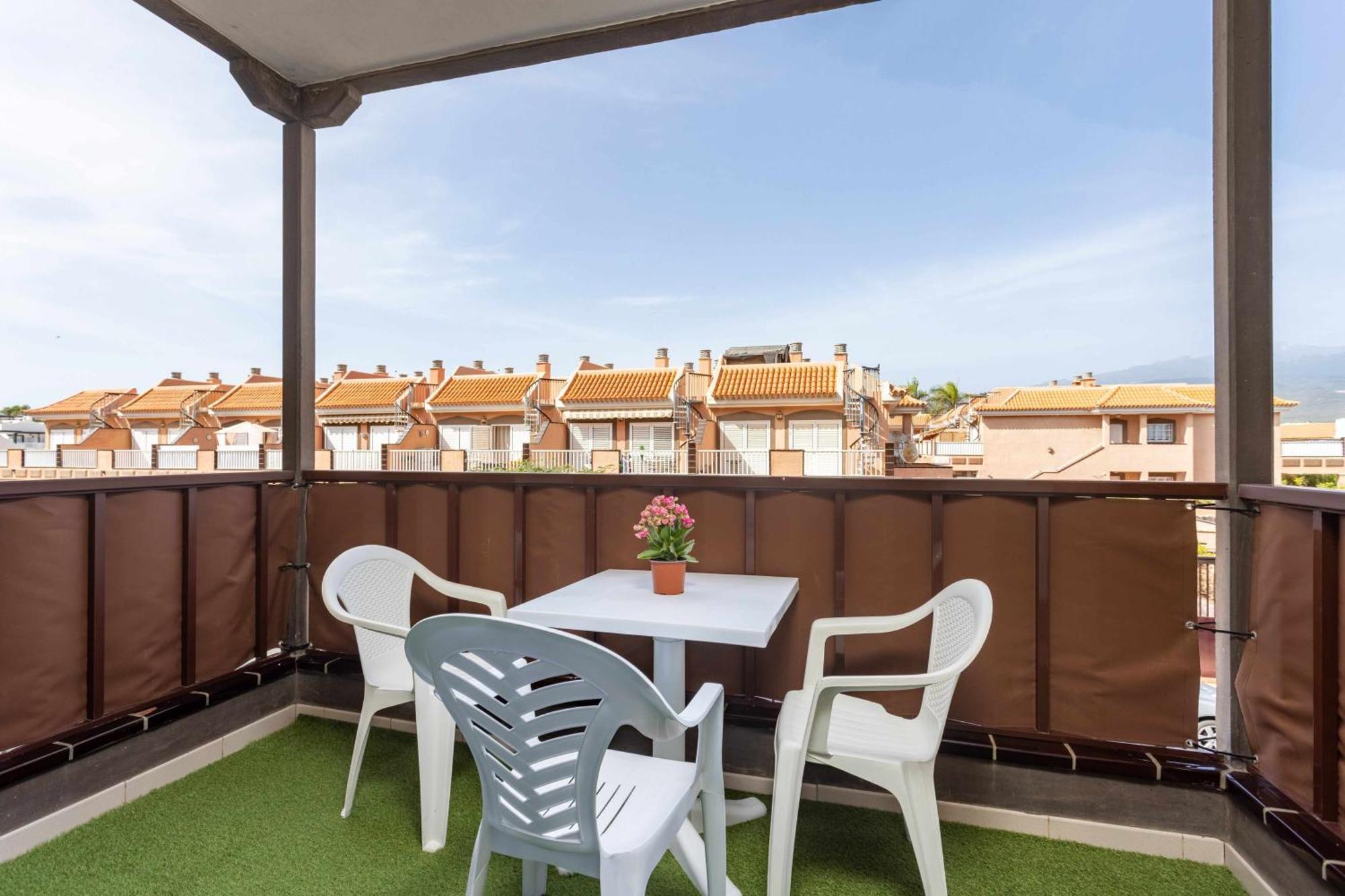 Agradable Piso Con Piscina & Playa Terraza Y Wifi Lägenhet Costa Del Silencio Exteriör bild